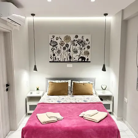 Apartment Blueline 2 *